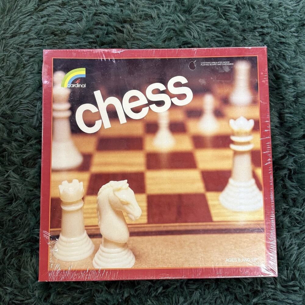 Vintage 1981 Cardinal Chess Game Set Simulated Wood Board & Pieces Ages 8+
